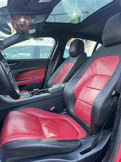 جاگوار XE